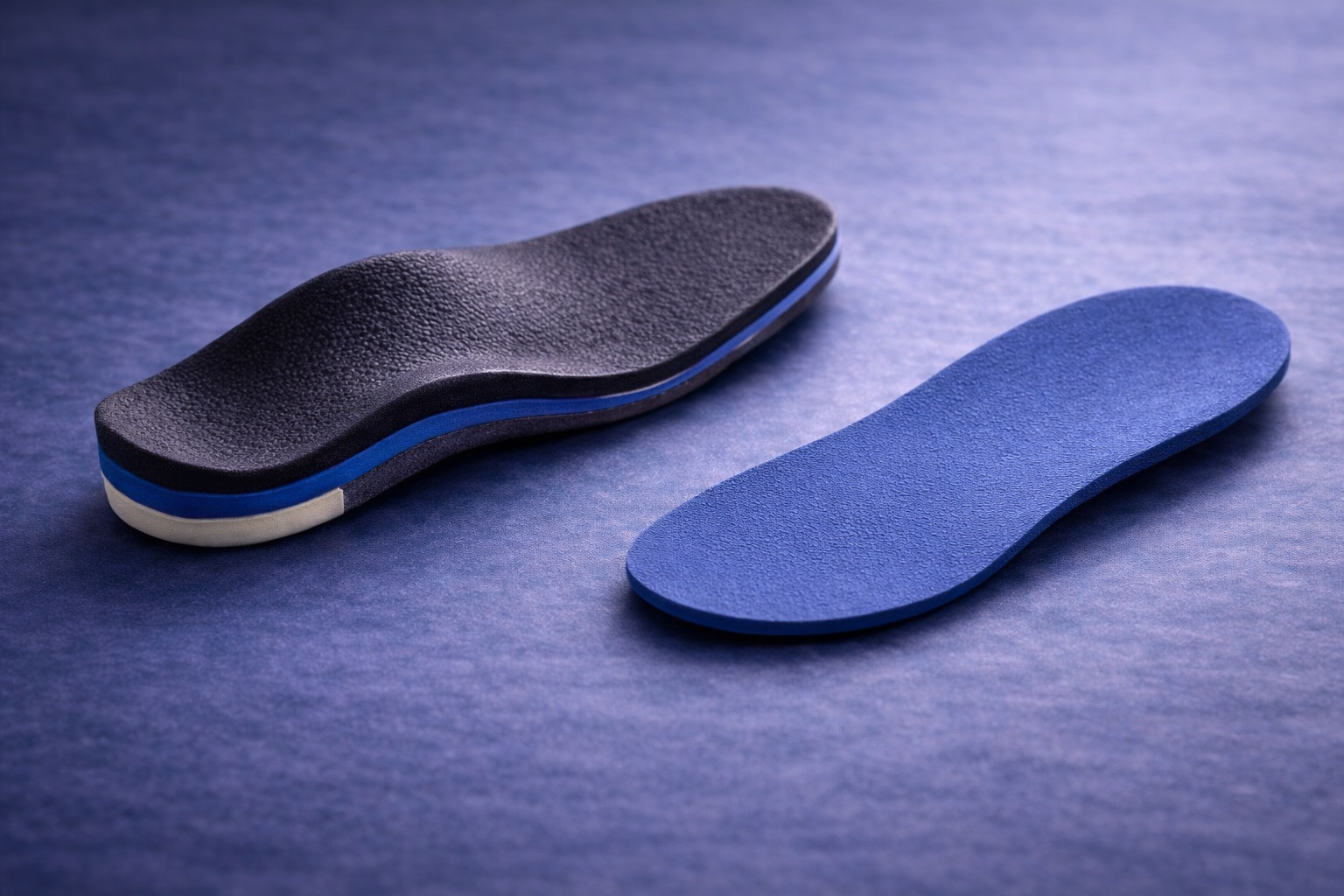 Supporting visual reinforcing decision rules for choosing between OTC inserts and custom orthotics, emphasizing matching the insert to the shoe and symptoms.
